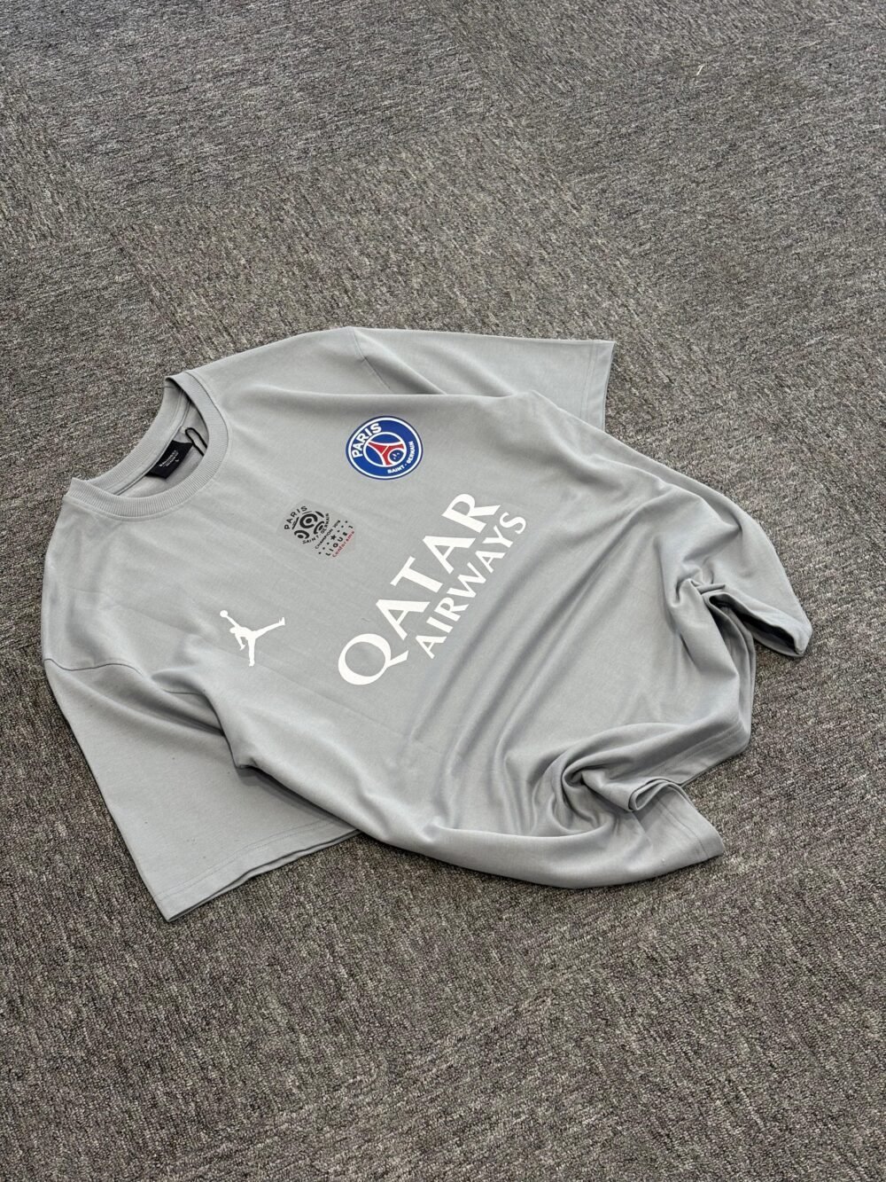 Paris Saint-Germain Soccer Oversized T-Shirt - Light Gray with Club Logos
